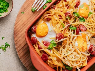 Massa com Ovo e Linguiça