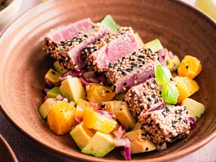 Atum Braseado com Sésamo e Molho de Soja