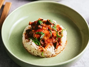 Medalhões de Pescada e Molho de Tomate
