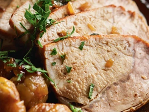 Lombo de Porco Assado com Castanhas