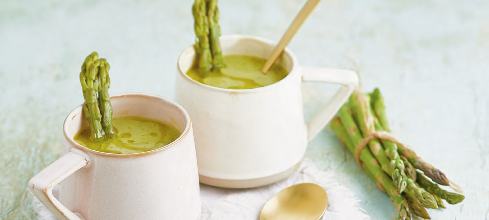 Creme de espargos e curgete