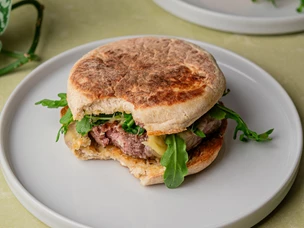 imagem de prego em bolo do caco