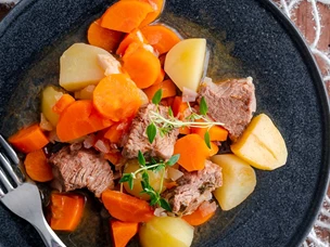 Receita de Vitela Estufada com Cenoura